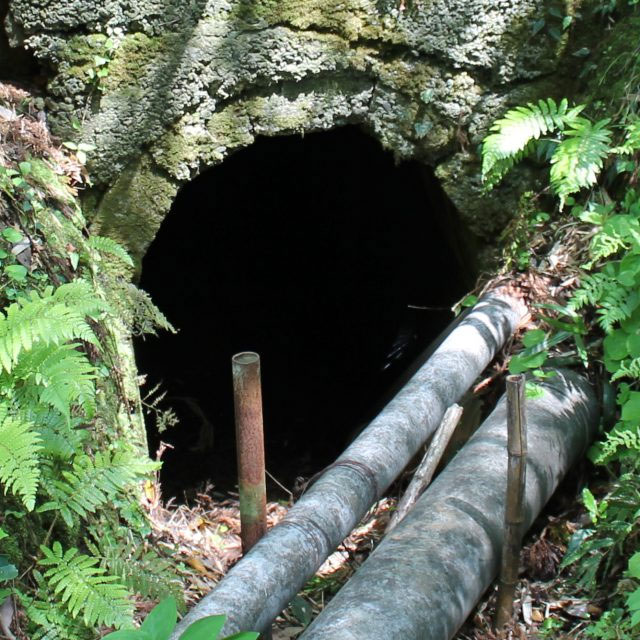 宿根木の横井戸